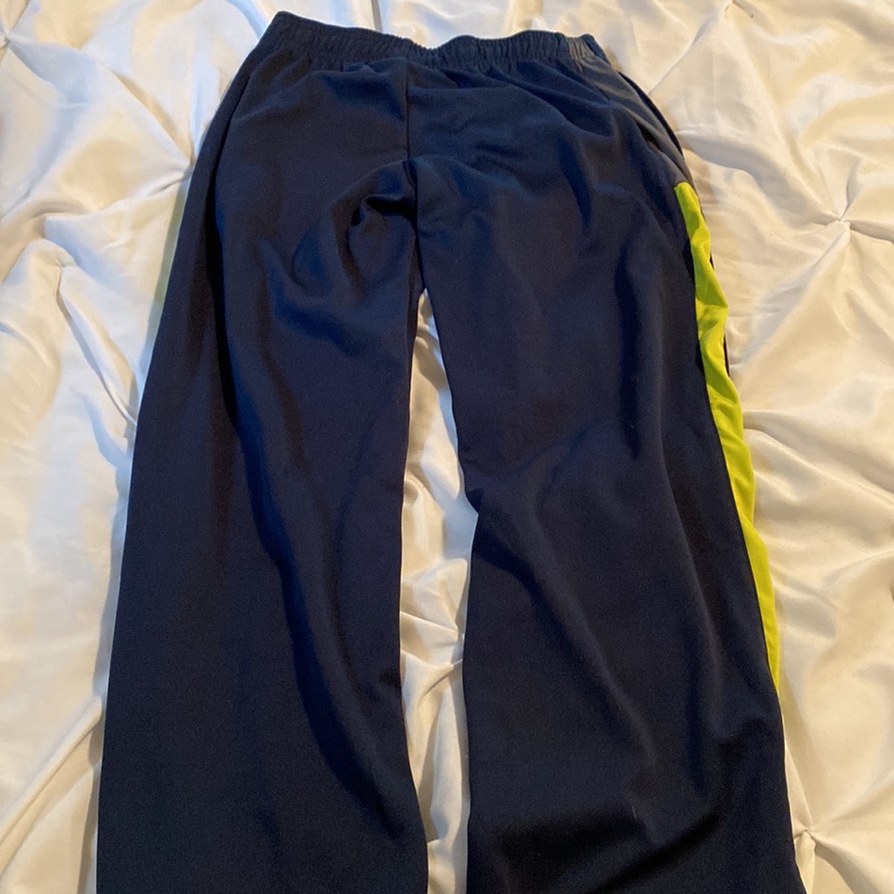 Boys Rebook sweatpant Size M